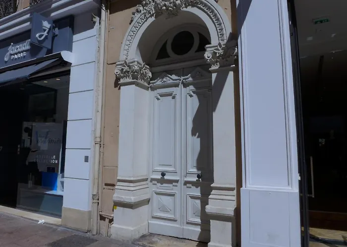 Rooftop Terrasse 1 Bedroom In Rue D'antibes, 5 Min From The Croisette 214 Apartmán Cannes